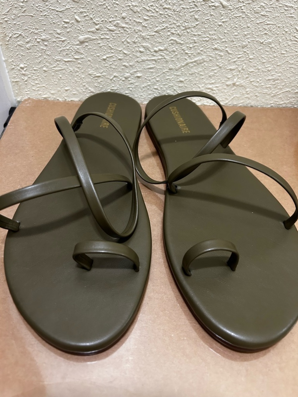 Strappy Olive Green Women's Toe-Loop Sandals